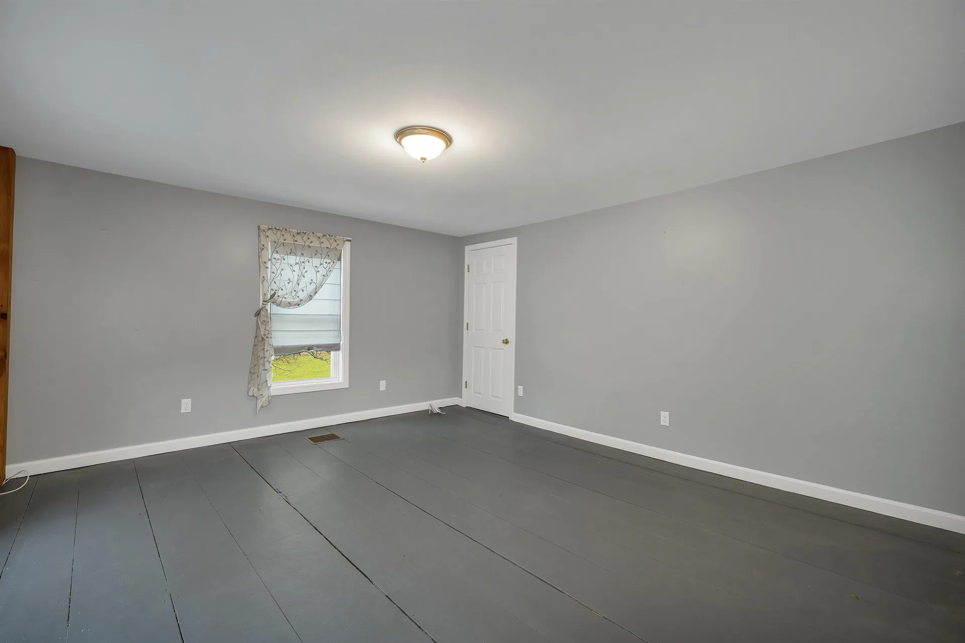 79 High Street Pittsfield NH 03263