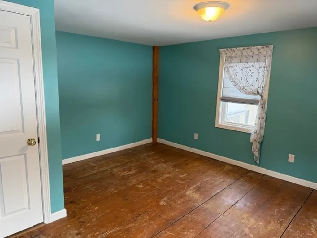 79 High Street Pittsfield NH 03263