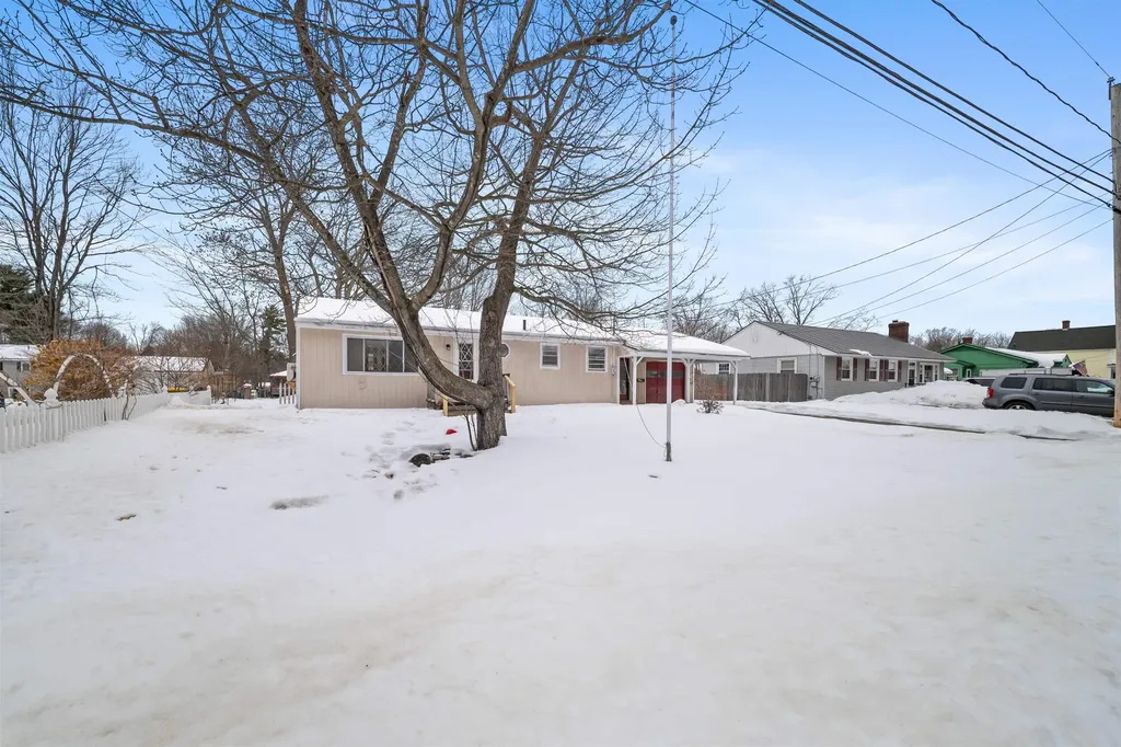 133 Lafayette Street Laconia NH 03246