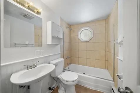 133 Lafayette Street Laconia NH 03246