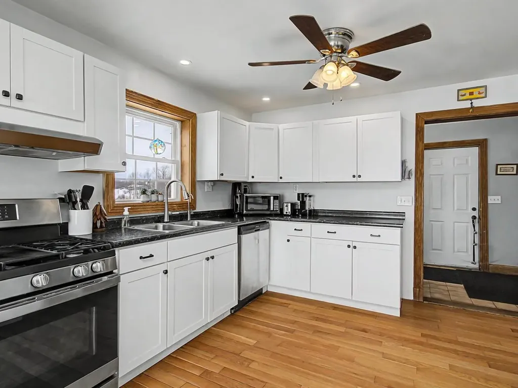 802 Alburgh Springs Road Alburgh VT 05440