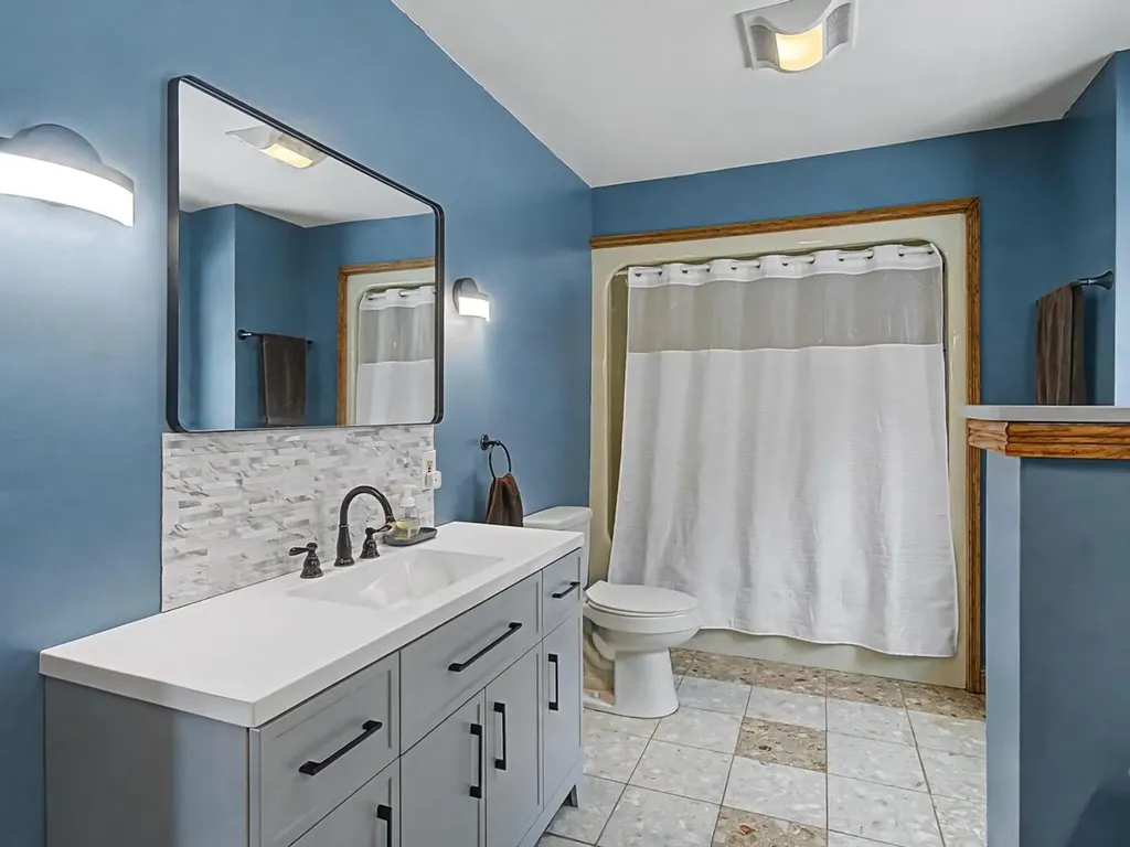 802 Alburgh Springs Road Alburgh VT 05440