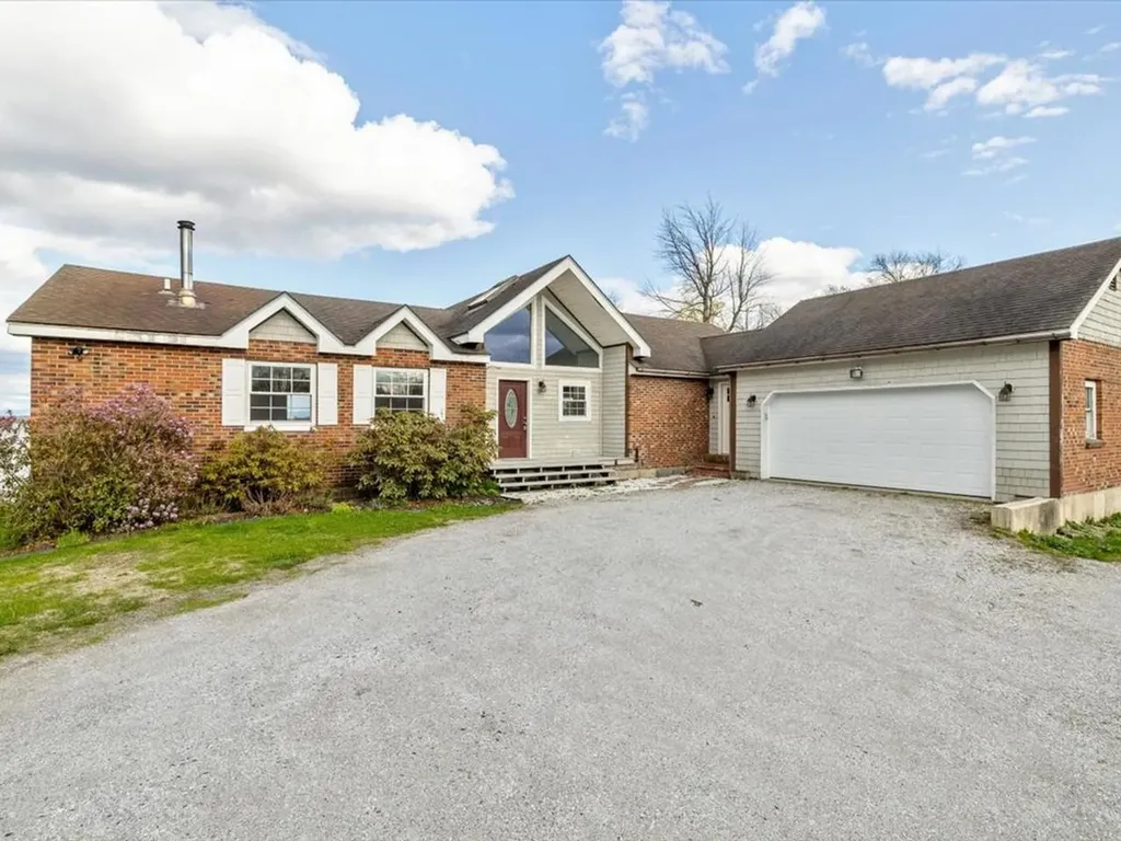 802 Alburgh Springs Road Alburgh VT 05440