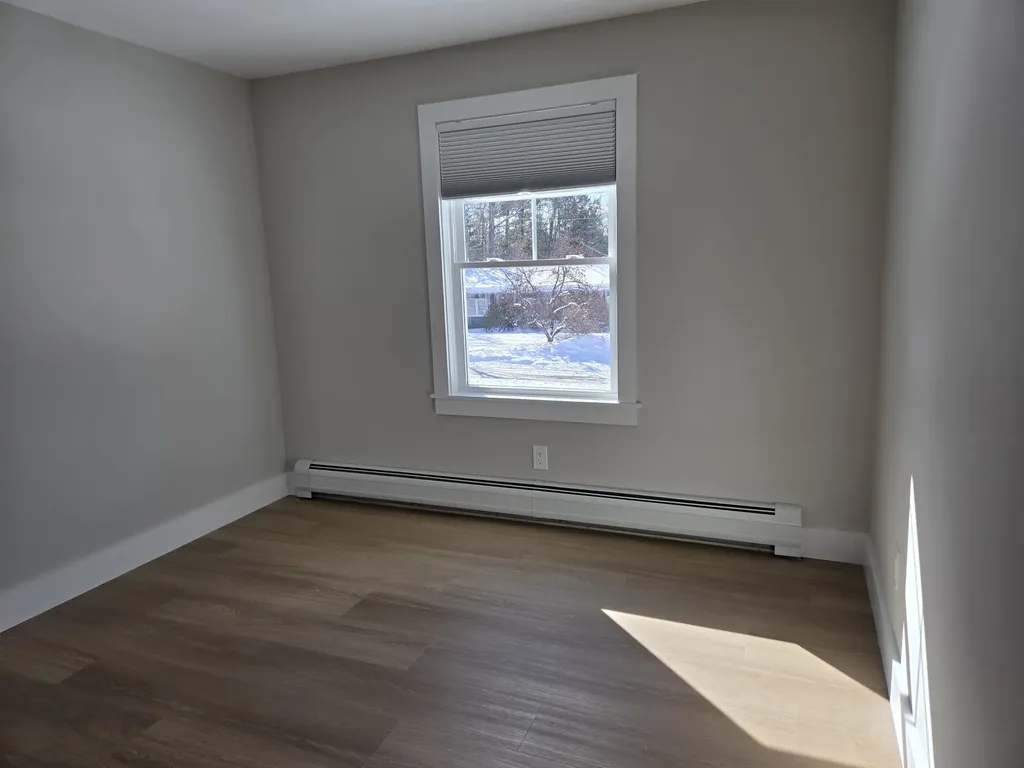 32 Homan Lane New London NH 03257