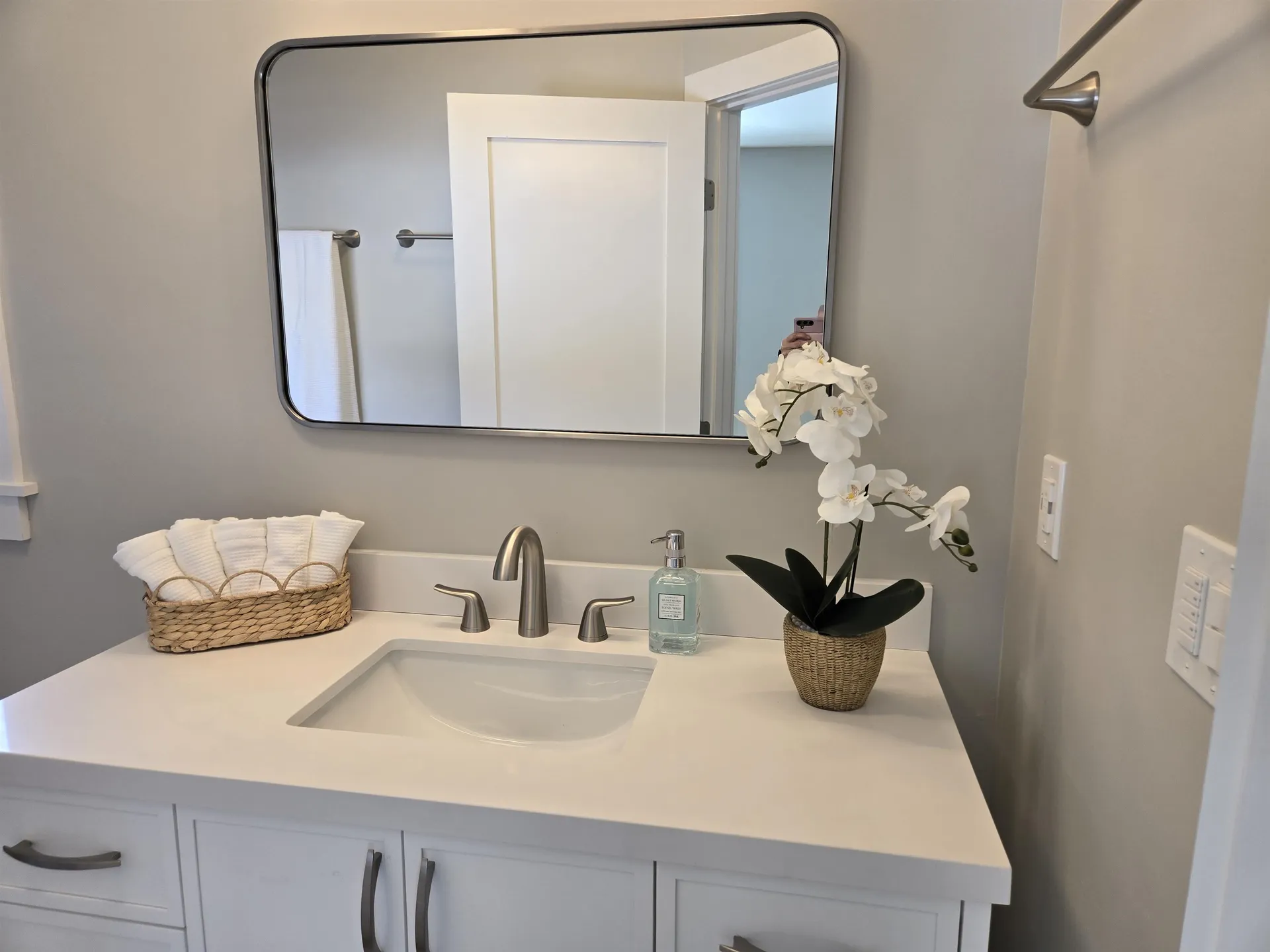 32 Homan Lane New London NH 03257