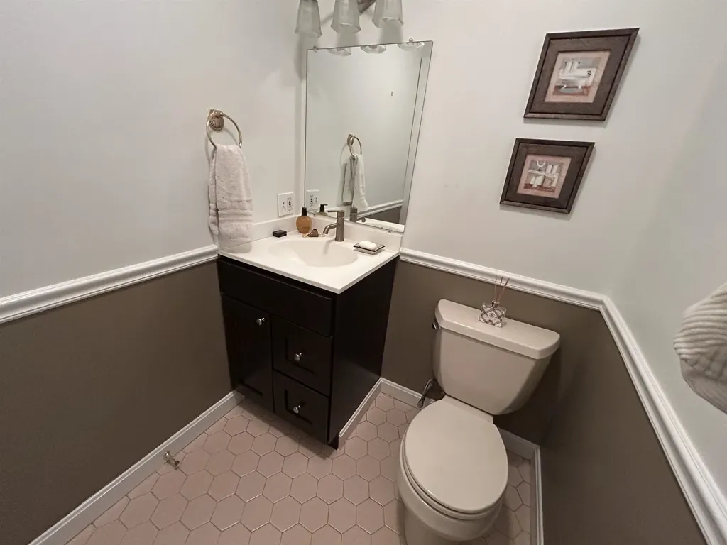 15 Prentiss Way Exeter NH 03833