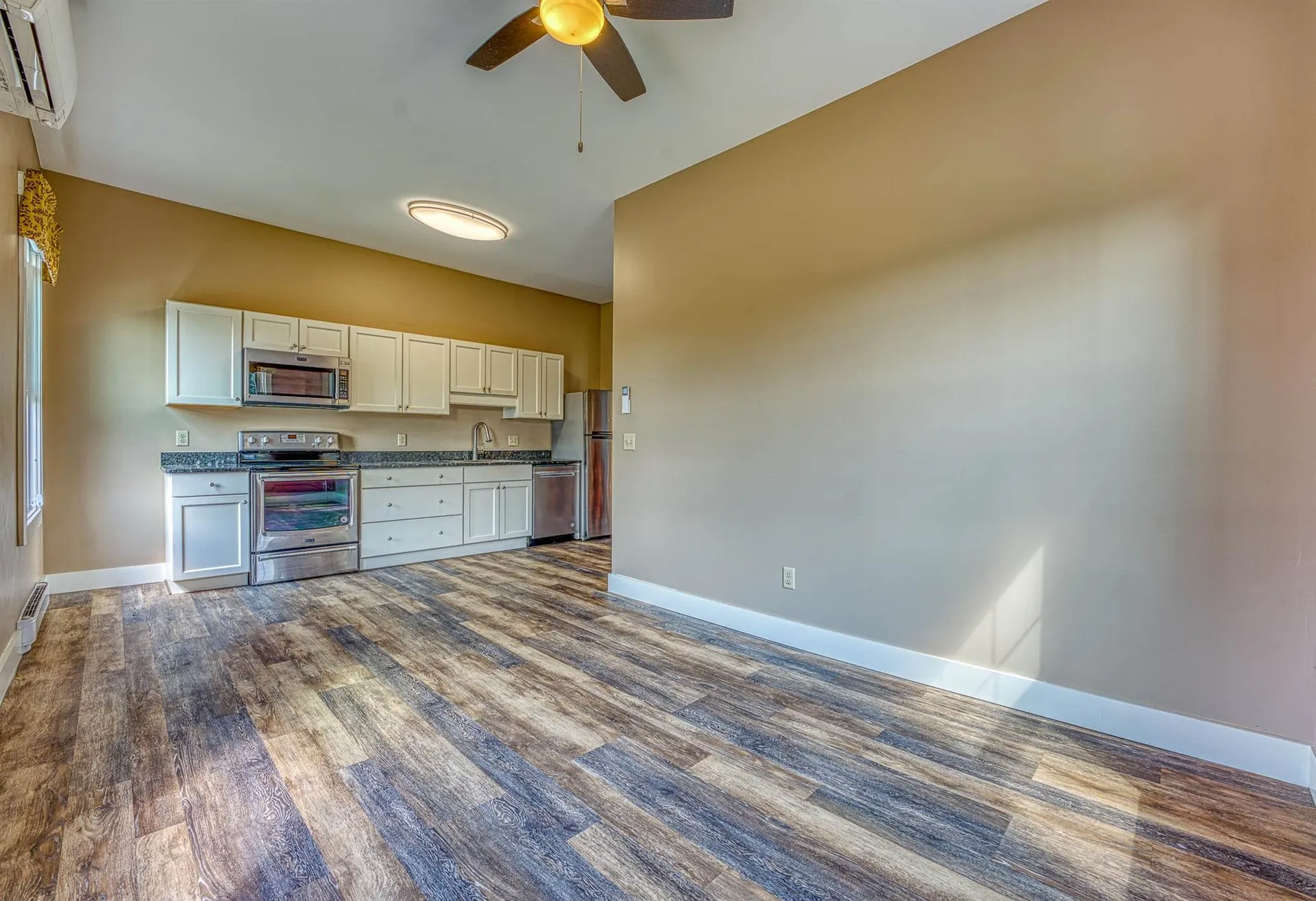 2 & 6 Perkins Place Haverhill NH 03785