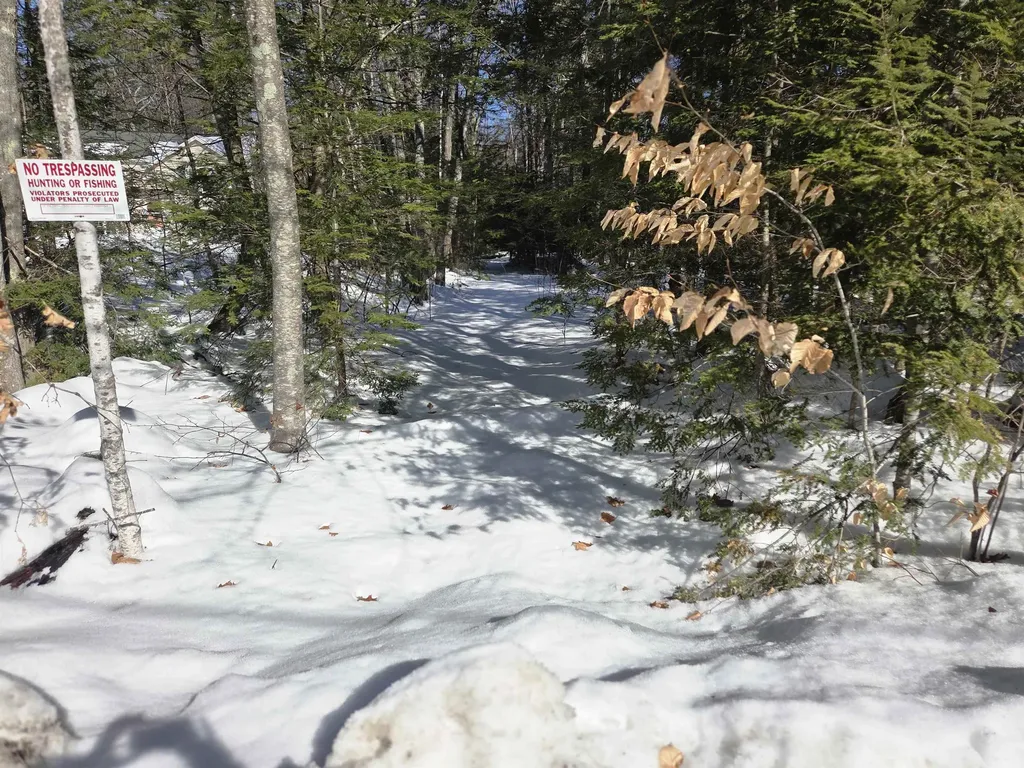 M20 L45 Green Road Raymond NH 03077