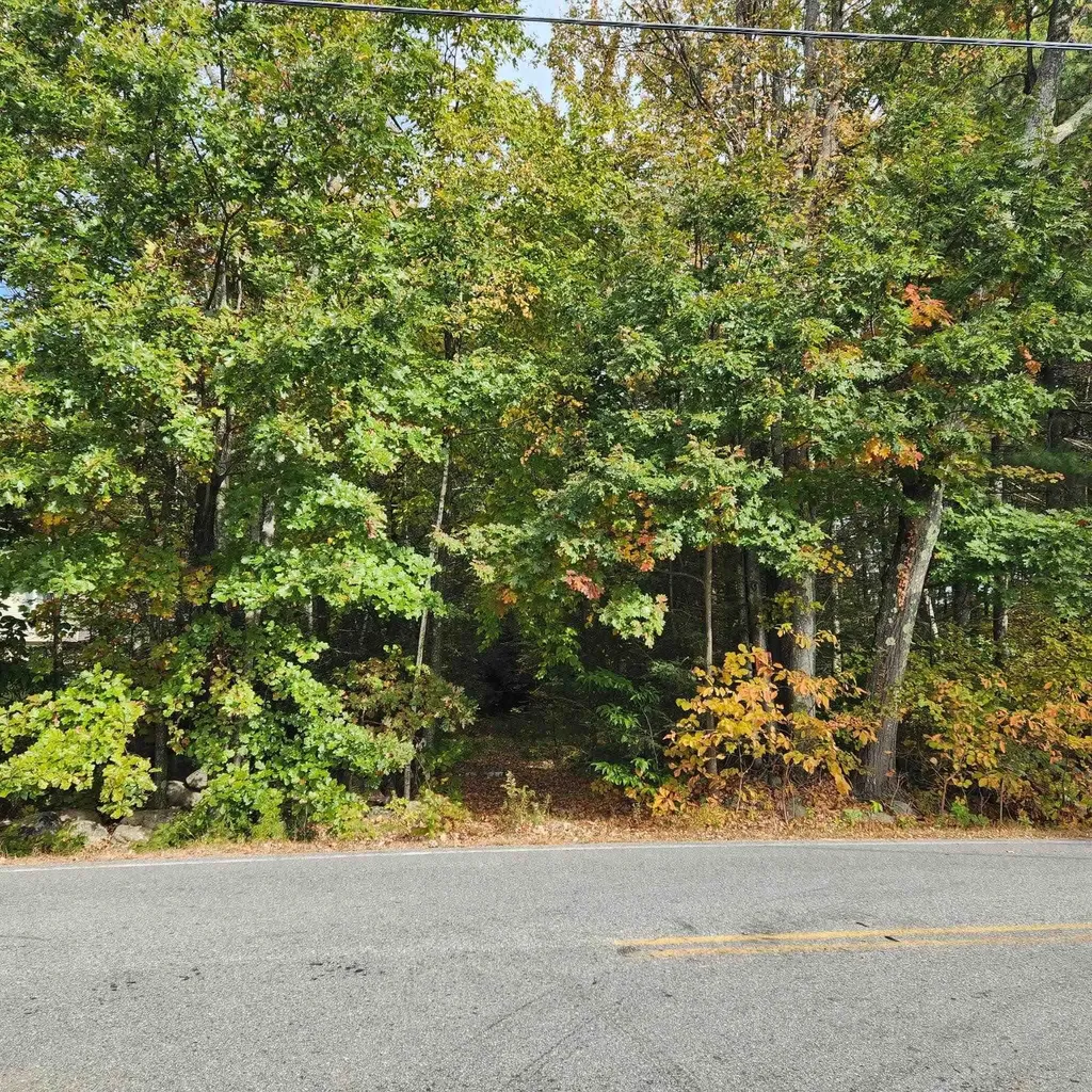 M20 L45 Green Road Raymond NH 03077