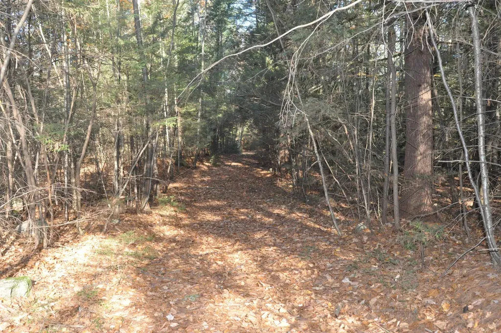 M20 L45 Green Road Raymond NH 03077