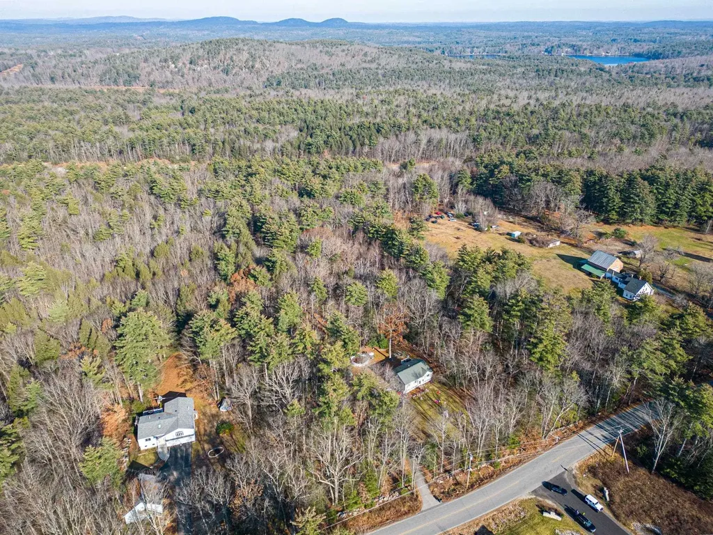 M20 L45 Green Road Raymond NH 03077