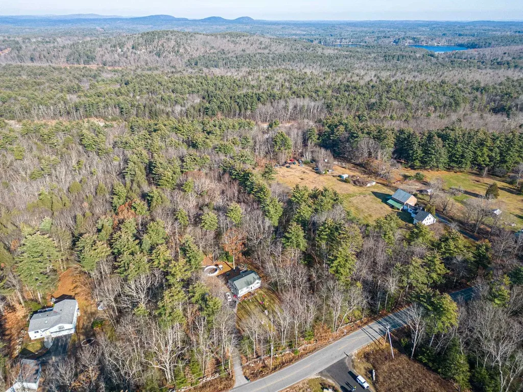 M20 L45 Green Road Raymond NH 03077