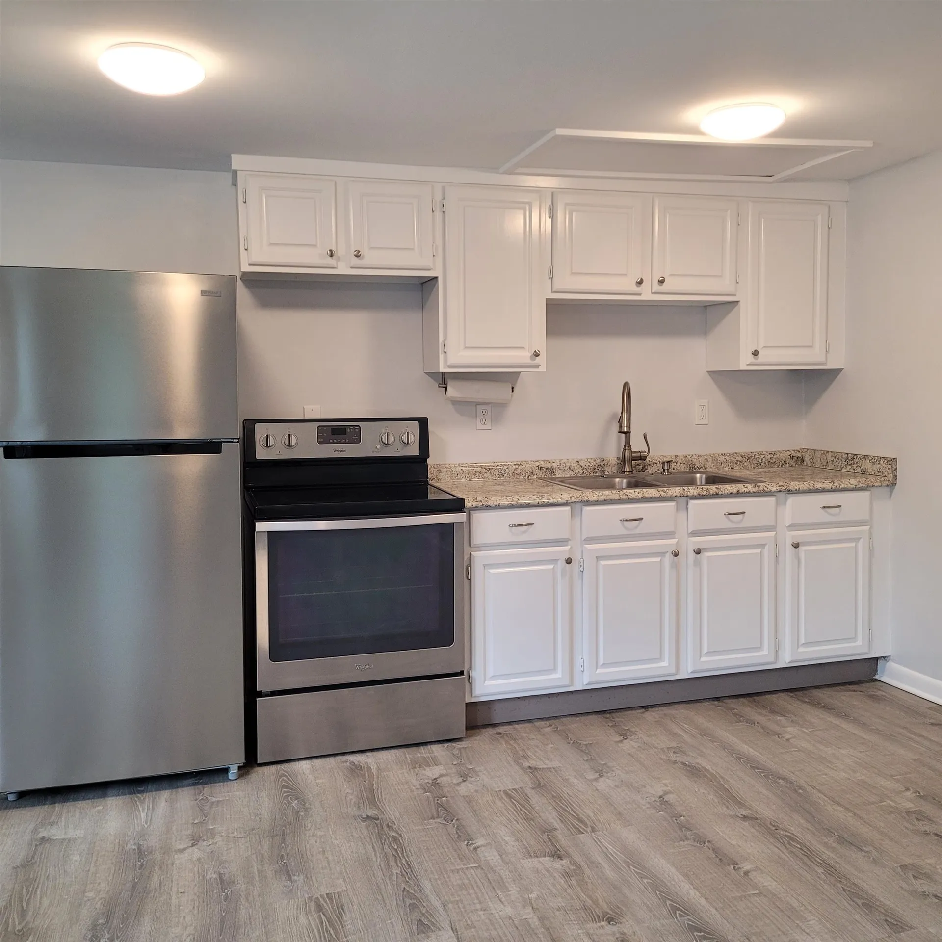 25 Ab South Street Bristol VT 05443