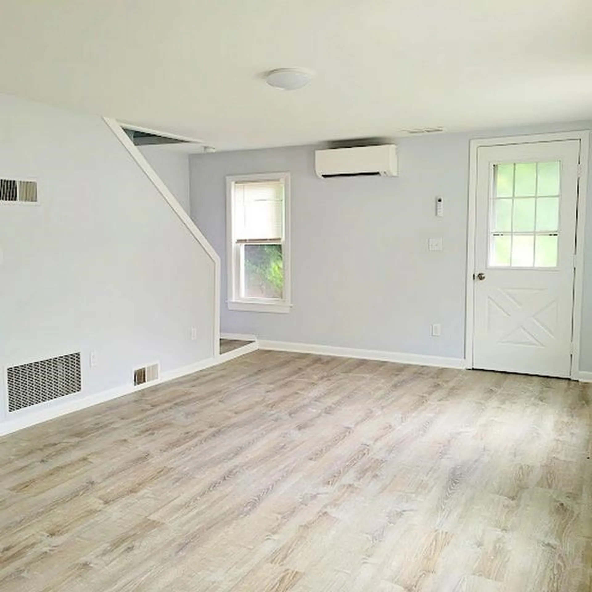 25 Ab South Street Bristol VT 05443