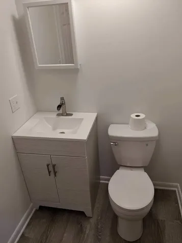 25 Ab South Street Bristol VT 05443