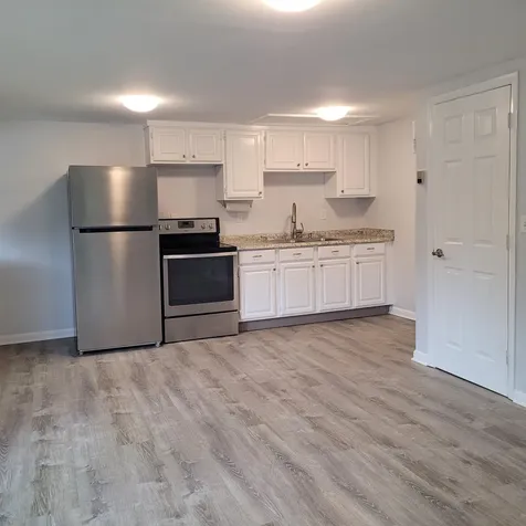 25 Ab South Street Bristol VT 05443