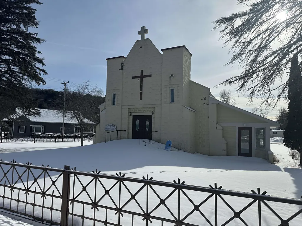 76 Beckett Street Williamstown VT 05679