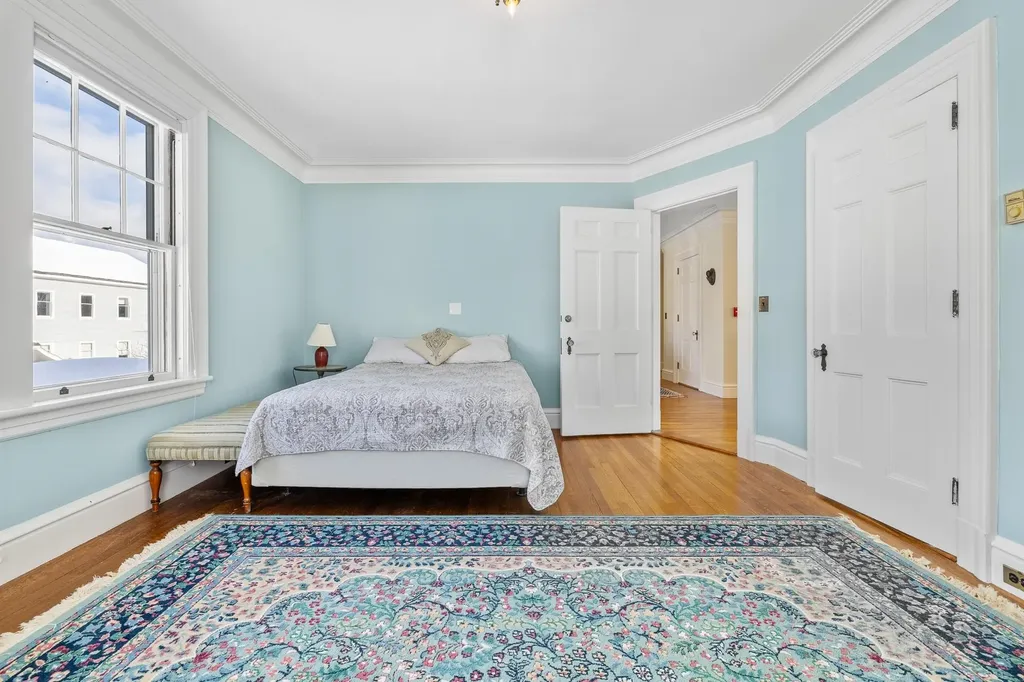 93 Chosen Vale Lane Enfield NH 03748