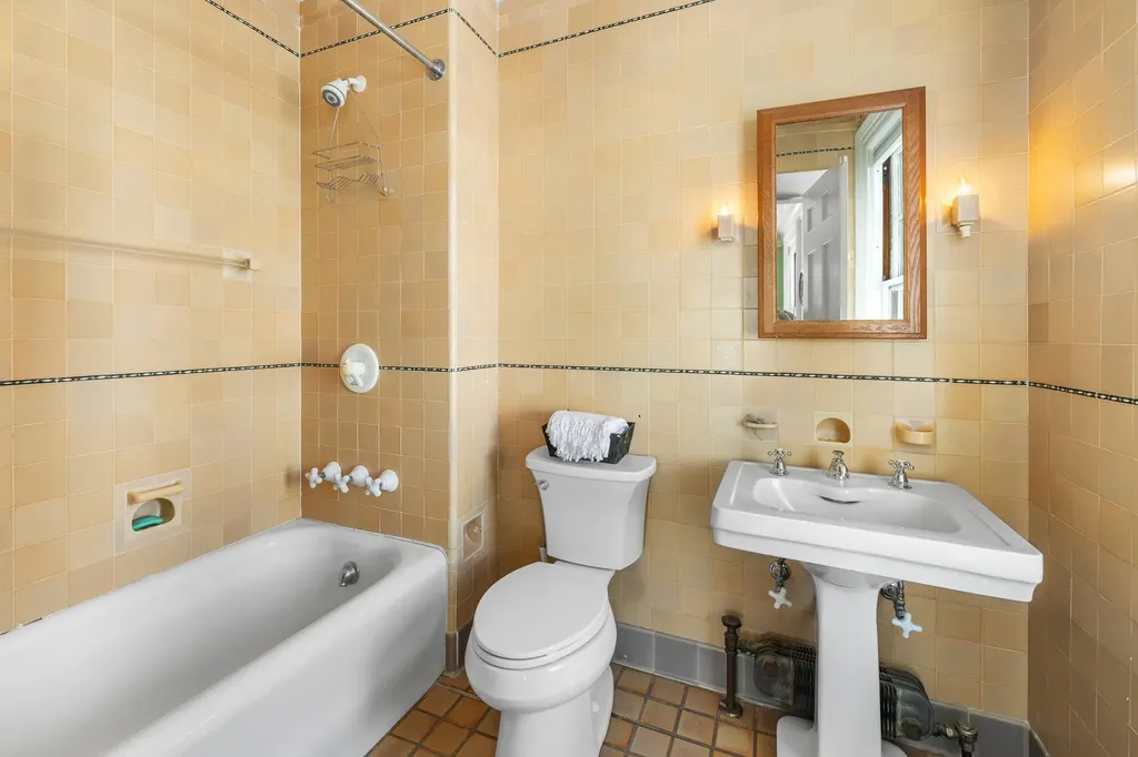 93 Chosen Vale Lane Enfield NH 03748