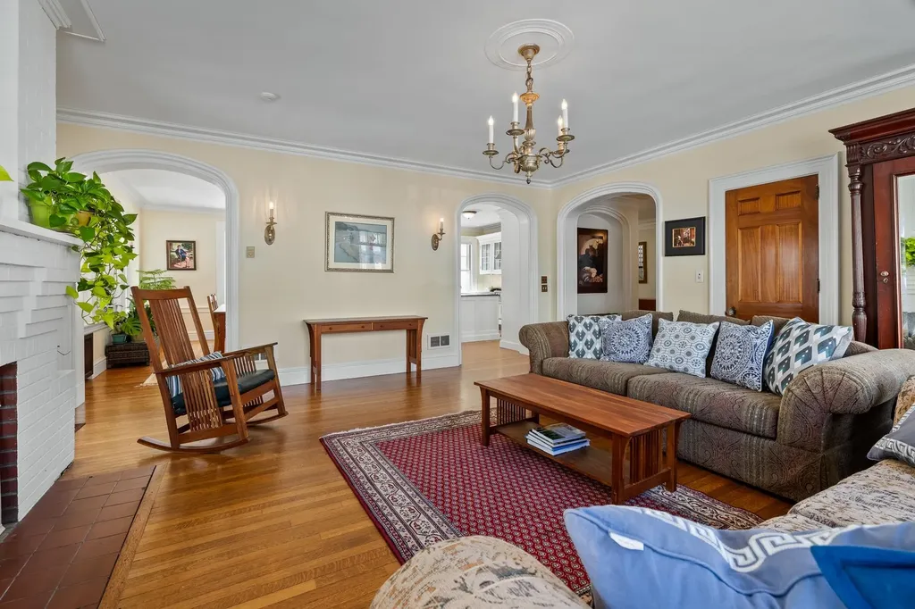 93 Chosen Vale Lane Enfield NH 03748