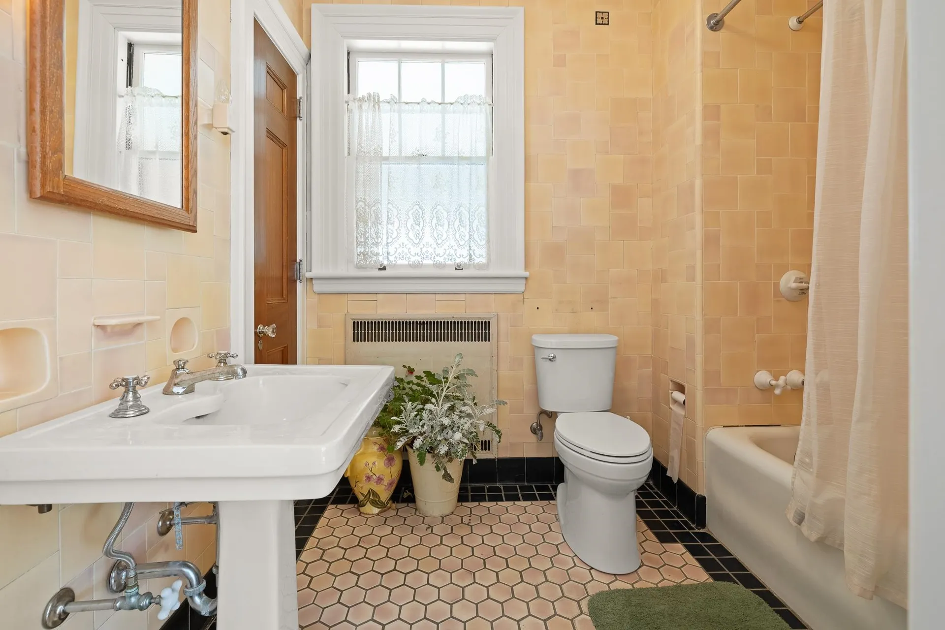 93 Chosen Vale Lane Enfield NH 03748