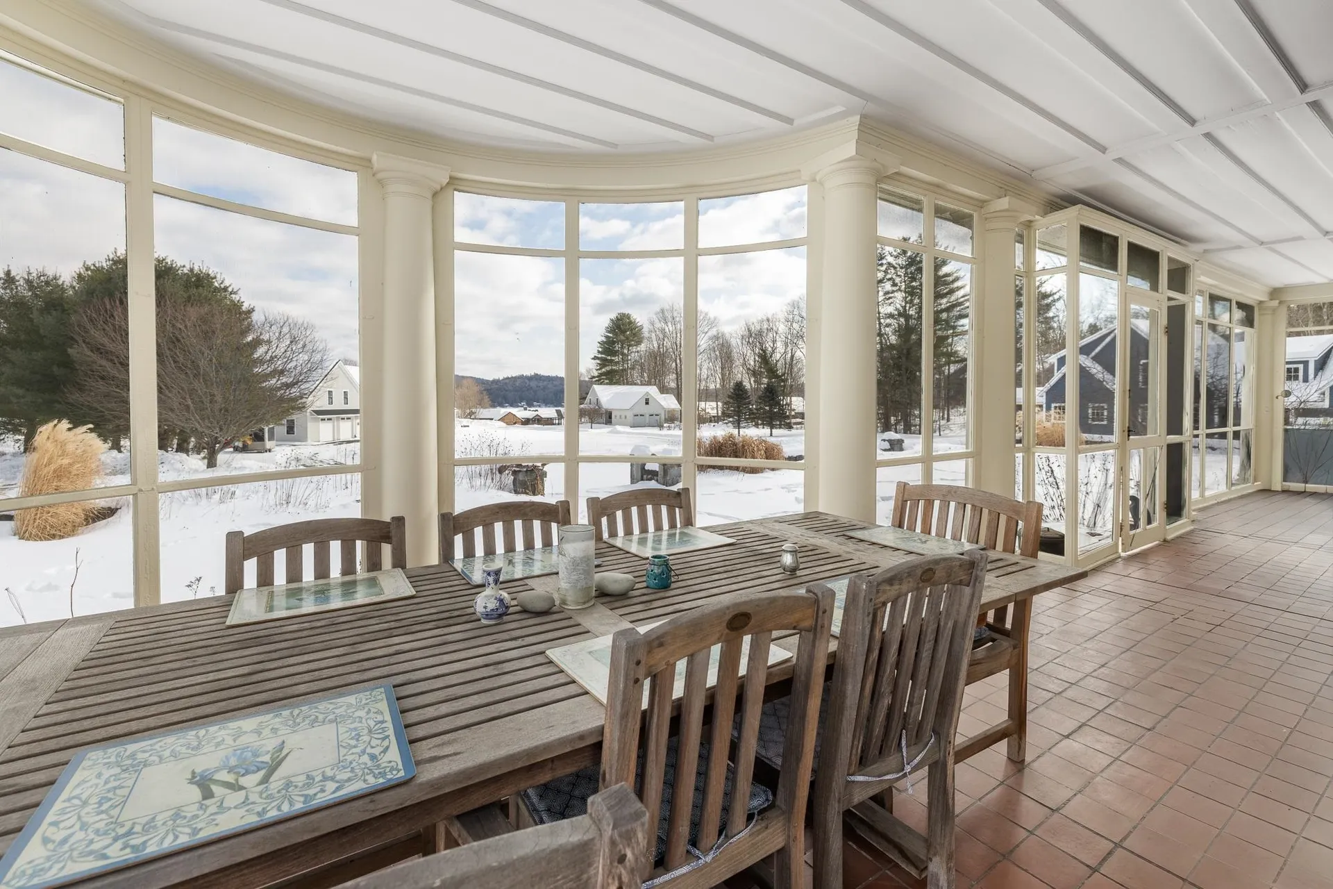 93 Chosen Vale Lane Enfield NH 03748