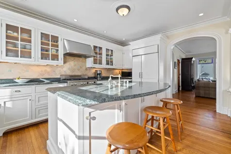 93 Chosen Vale Lane Enfield NH 03748