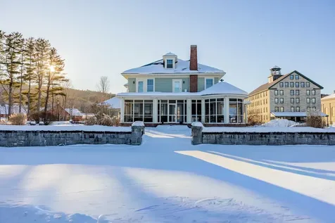 93 Chosen Vale Lane Enfield NH 03748