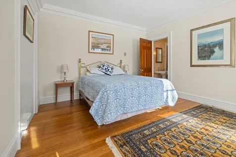 93 Chosen Vale Lane Enfield NH 03748