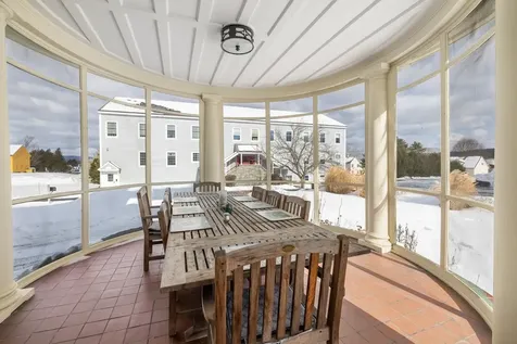 93 Chosen Vale Lane Enfield NH 03748