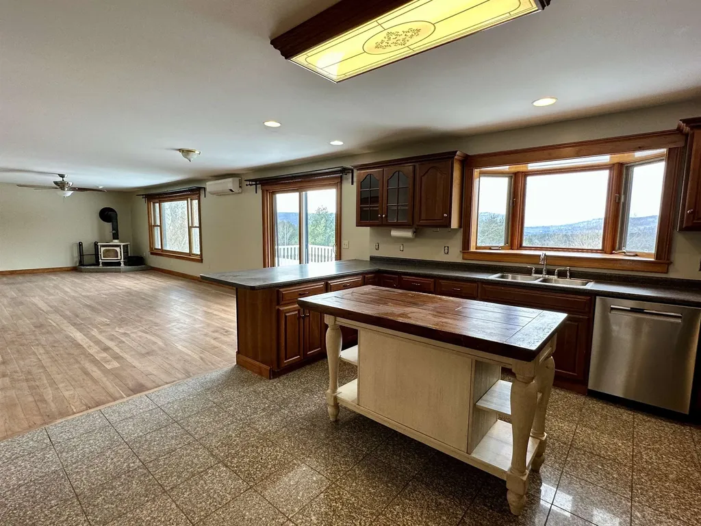 49 Sherri Lane Clarendon VT 05759