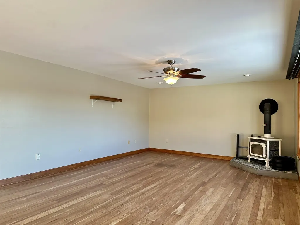 49 Sherri Lane Clarendon VT 05759