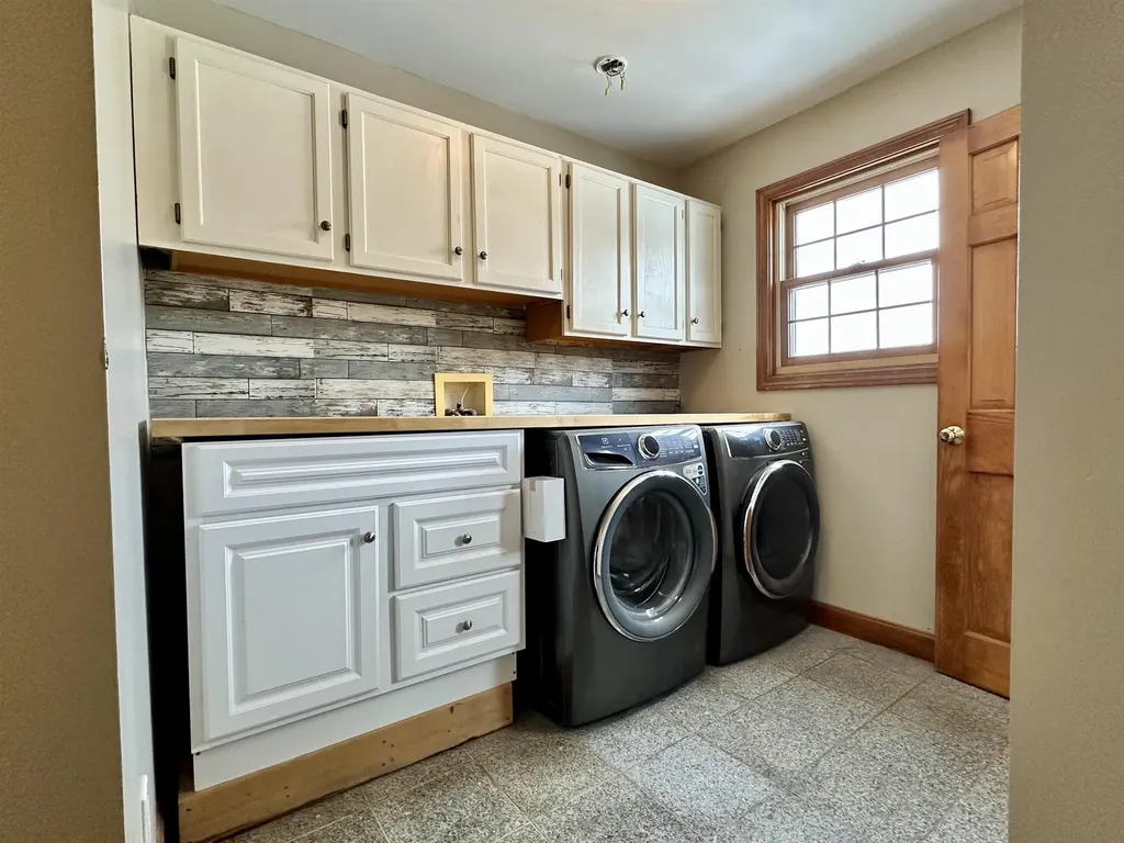 49 Sherri Lane Clarendon VT 05759