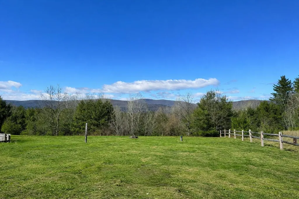 49 Sherri Lane Clarendon VT 05759