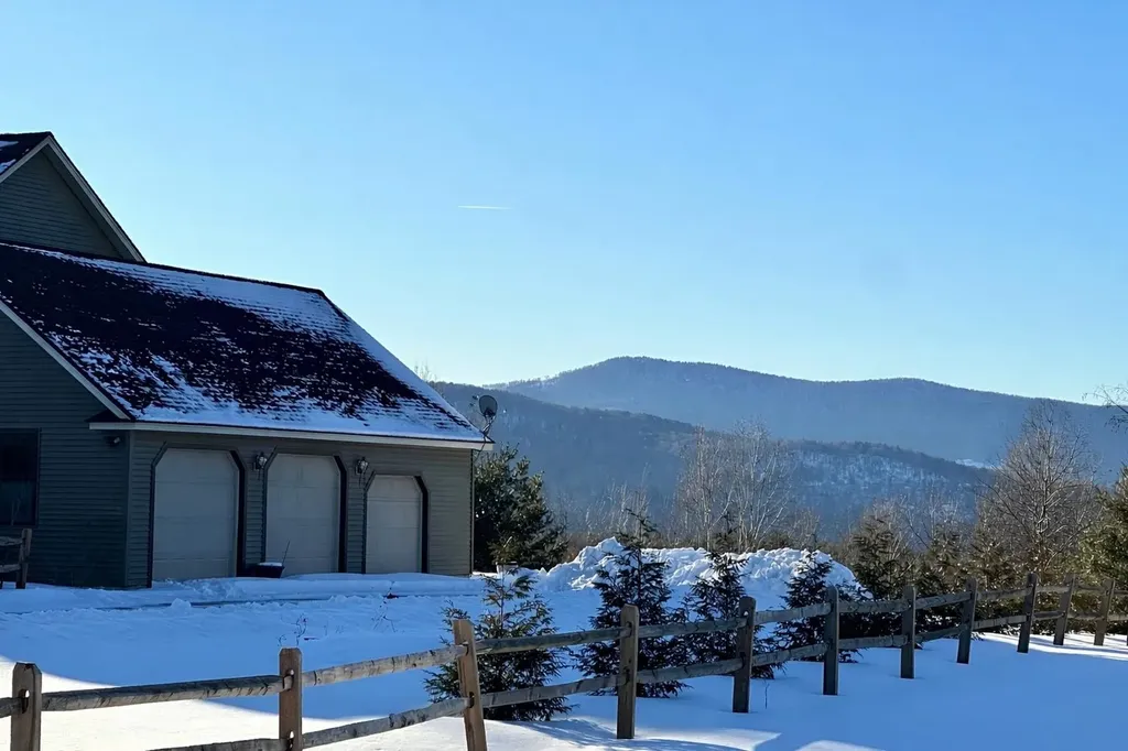 49 Sherri Lane Clarendon VT 05759