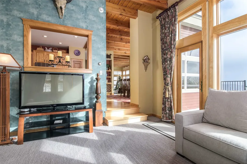 191 Moon Shadow Drive Ludlow VT 05149