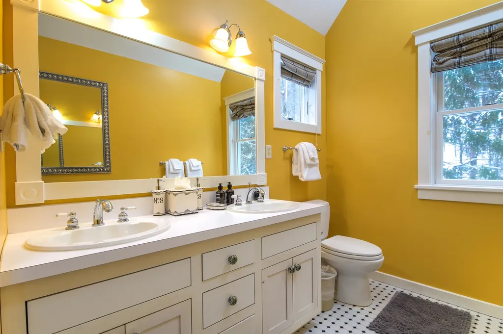 191 Moon Shadow Drive Ludlow VT 05149