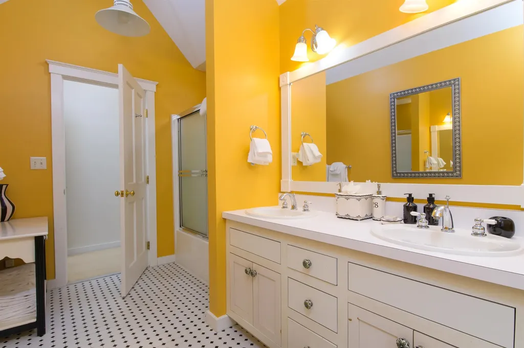 191 Moon Shadow Drive Ludlow VT 05149