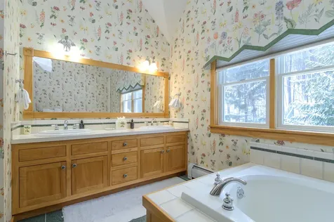 191 Moon Shadow Drive Ludlow VT 05149