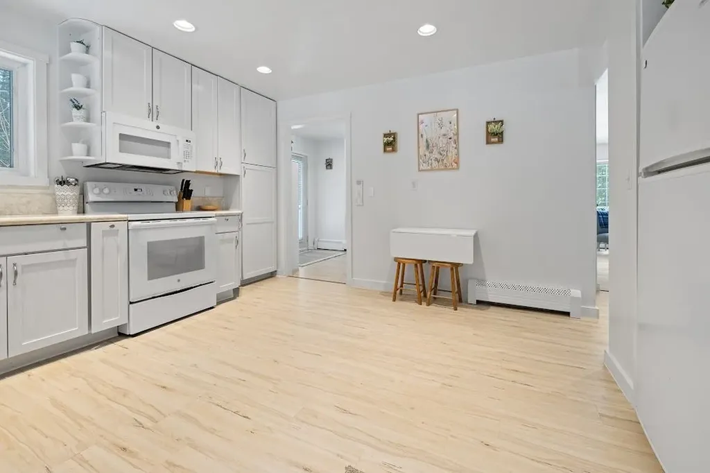 259 Jay Hill Road Hartford VT 05059