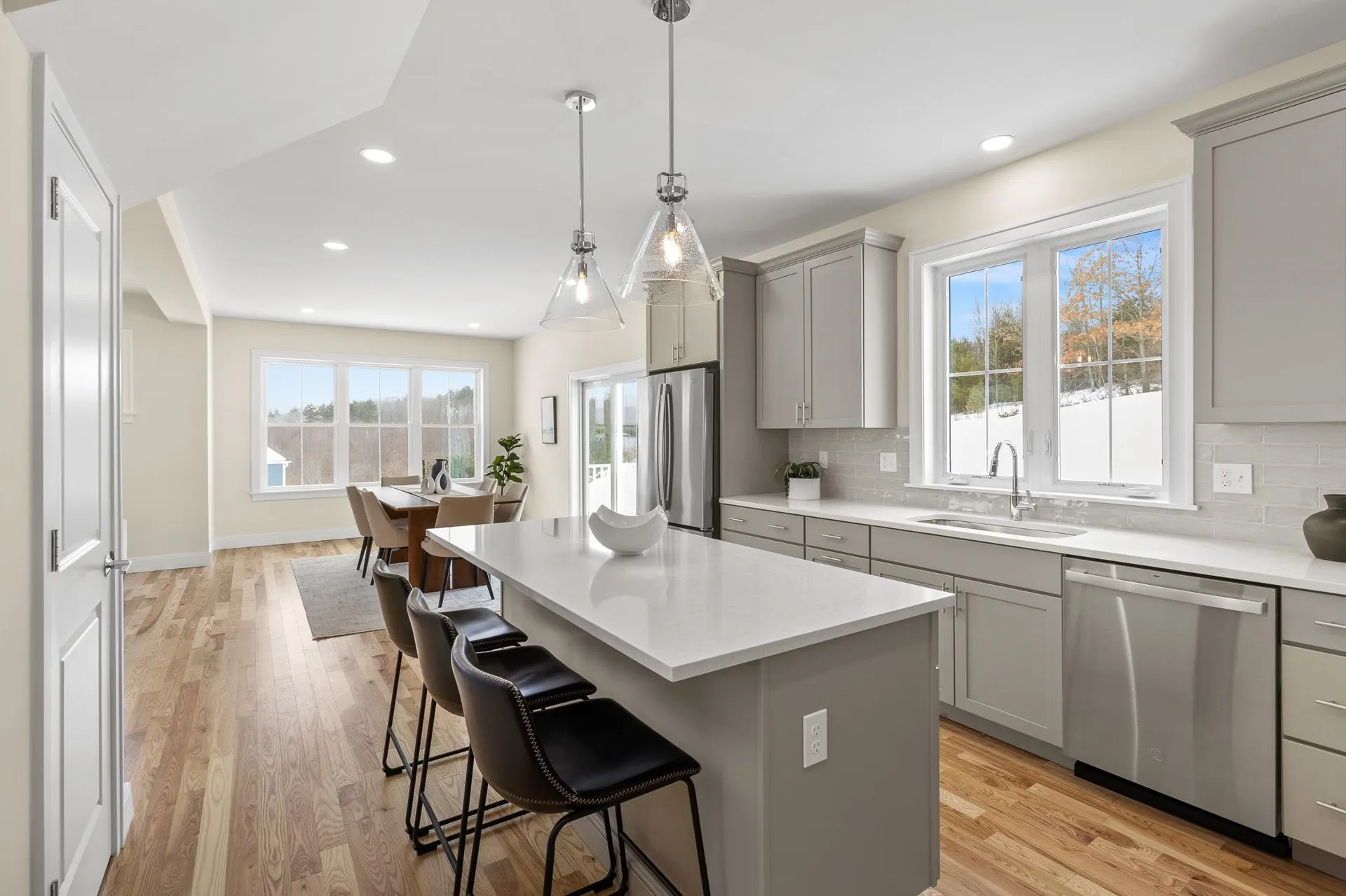 8 Megans Way Epping NH 03042