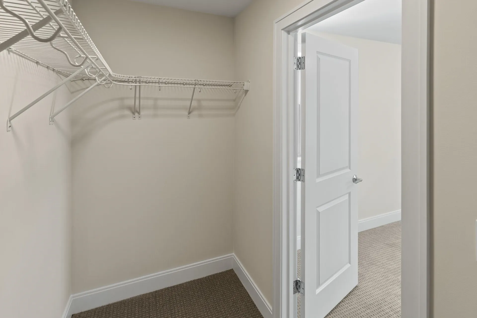 8 Megans Way Epping NH 03042