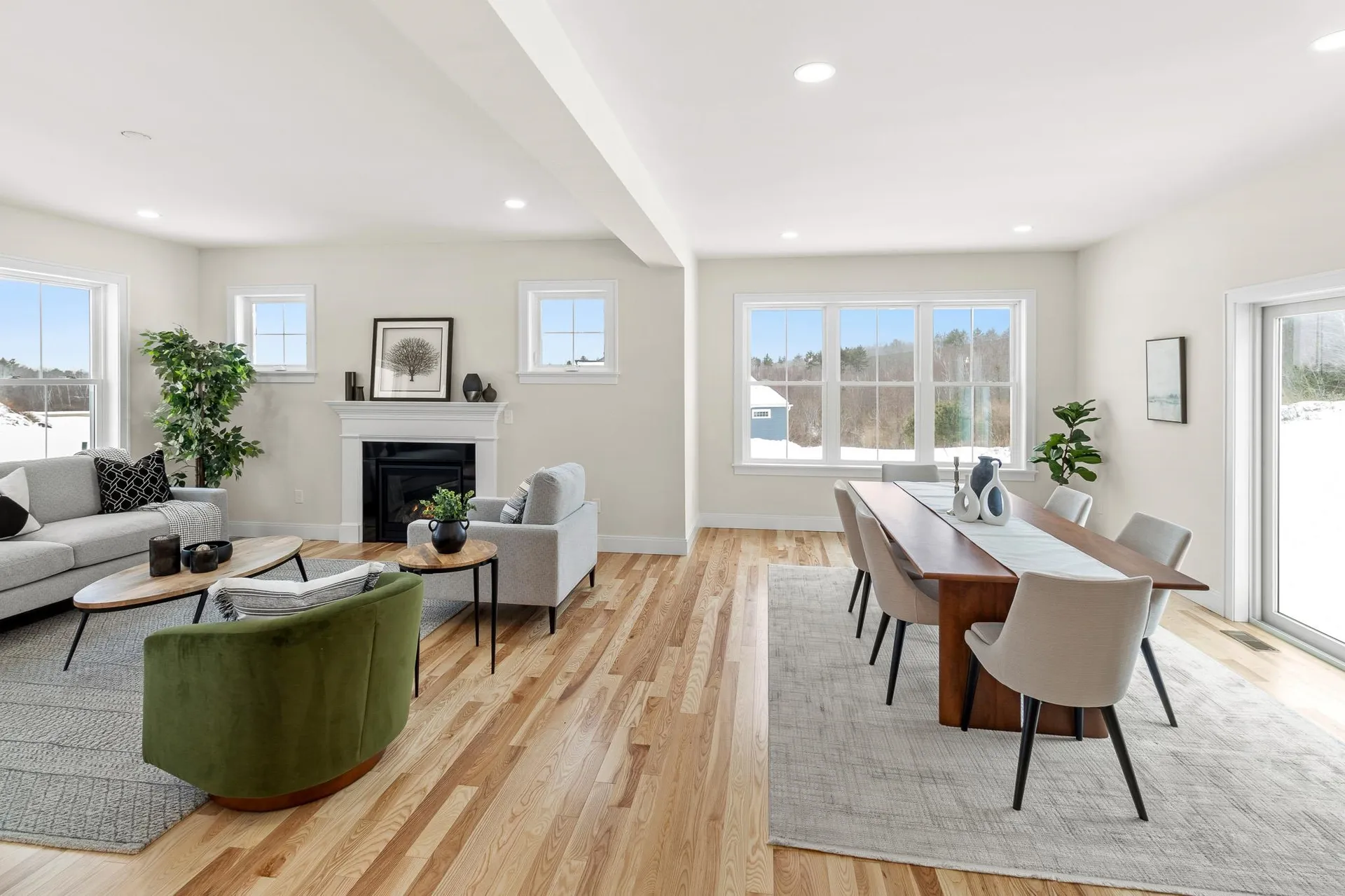 8 Megans Way Epping NH 03042