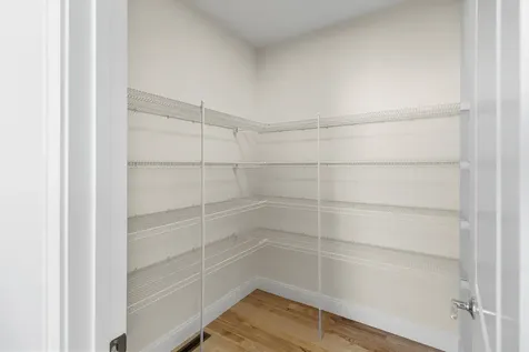 8 Megans Way Epping NH 03042