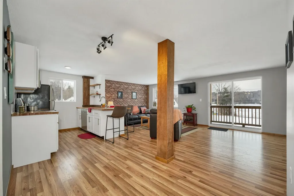 11 Marsten Lane Enfield NH 03748