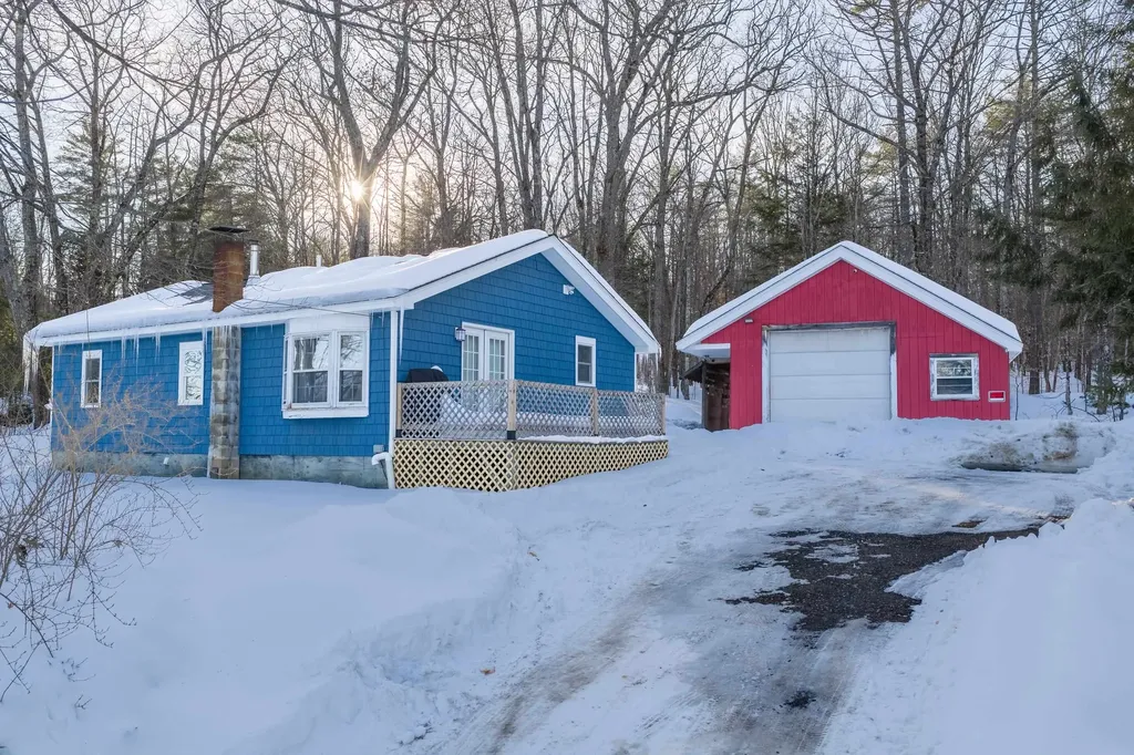 11 Chemung Road Meredith NH 03253