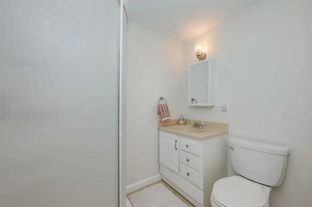 80 Woodlawn Circle Portsmouth NH 03801