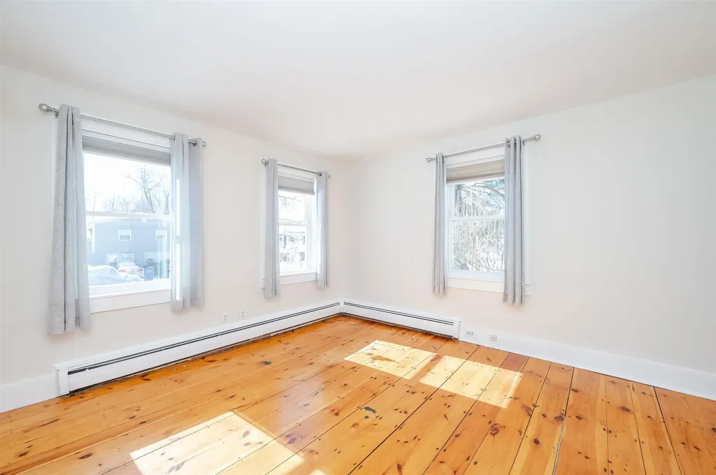 80 Woodlawn Circle Portsmouth NH 03801