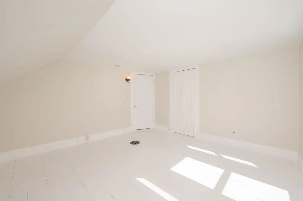 80 Woodlawn Circle Portsmouth NH 03801