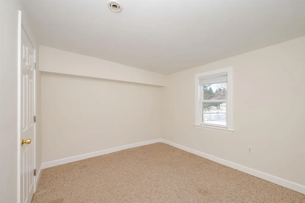 80 Woodlawn Circle Portsmouth NH 03801